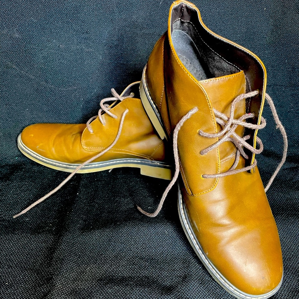 Mens Boots, size 12